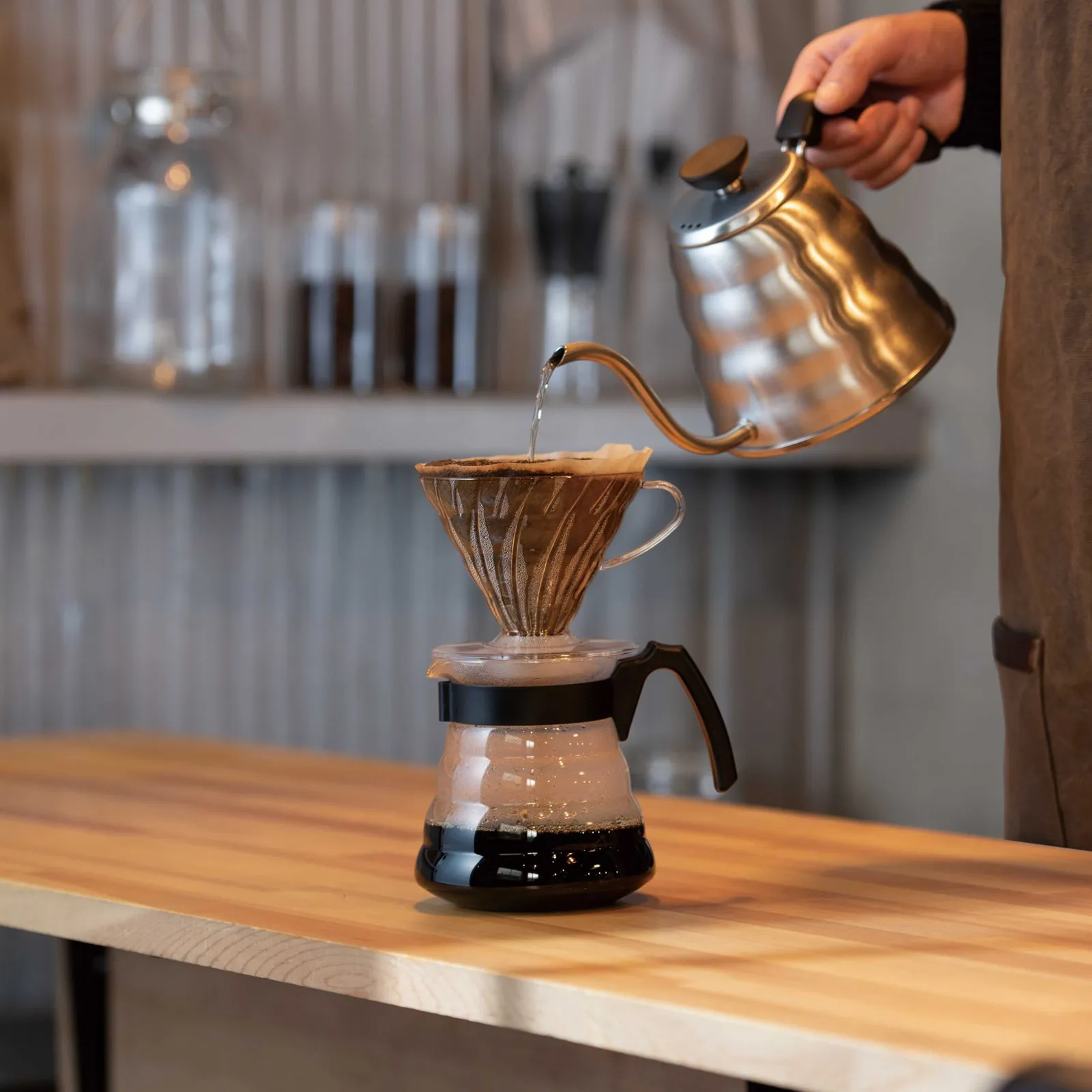 V60